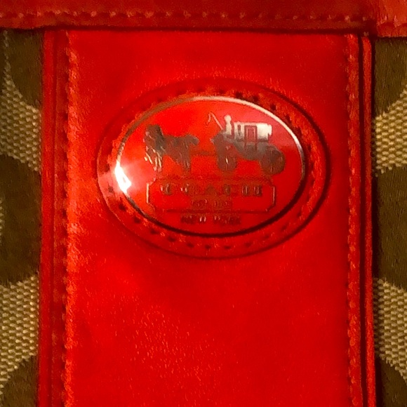 Coach Legacy Signature Swingpack messenger bag adjustable strap brown & Red - Picture 2 of 15